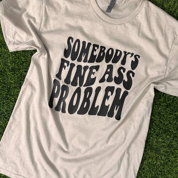 Somebody's Fine Problem Wallen Tee - Picture 2 of 4